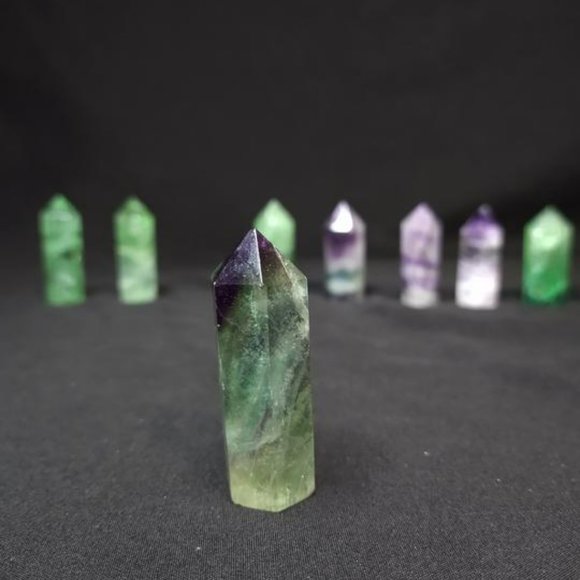 Beautiful faceted Fluorite Points - Picture 5 of 14